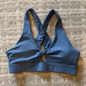 Fabletics Oasis Twist Bra
